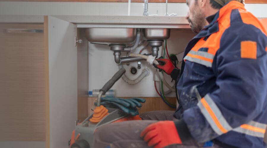Expert burst pipe repair services in Canyon Creek, MT